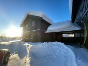 Modern retreat by Beitostølen ski stadium